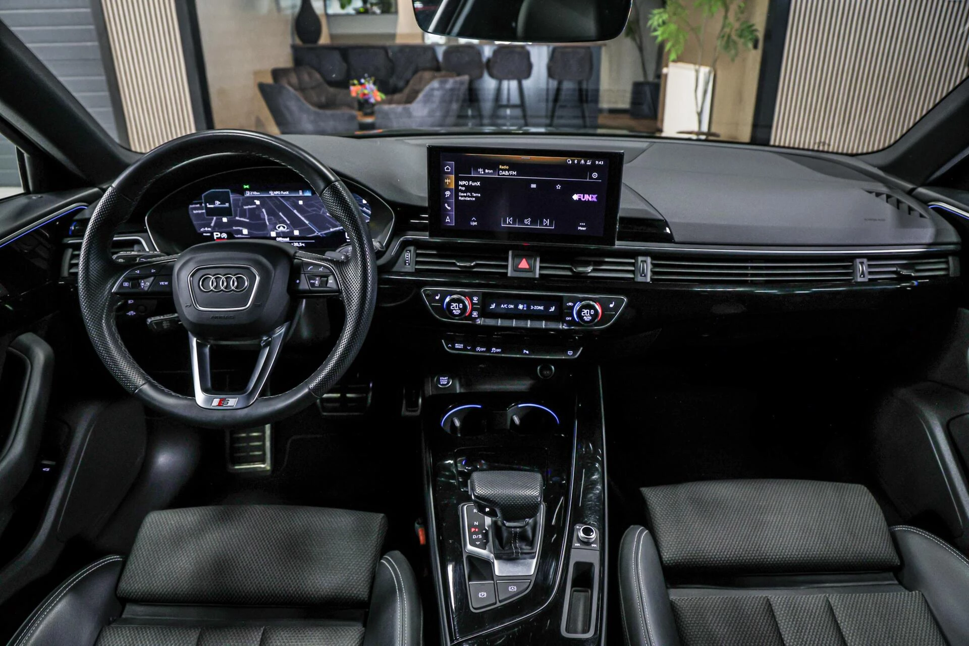 Hoofdafbeelding Audi A4