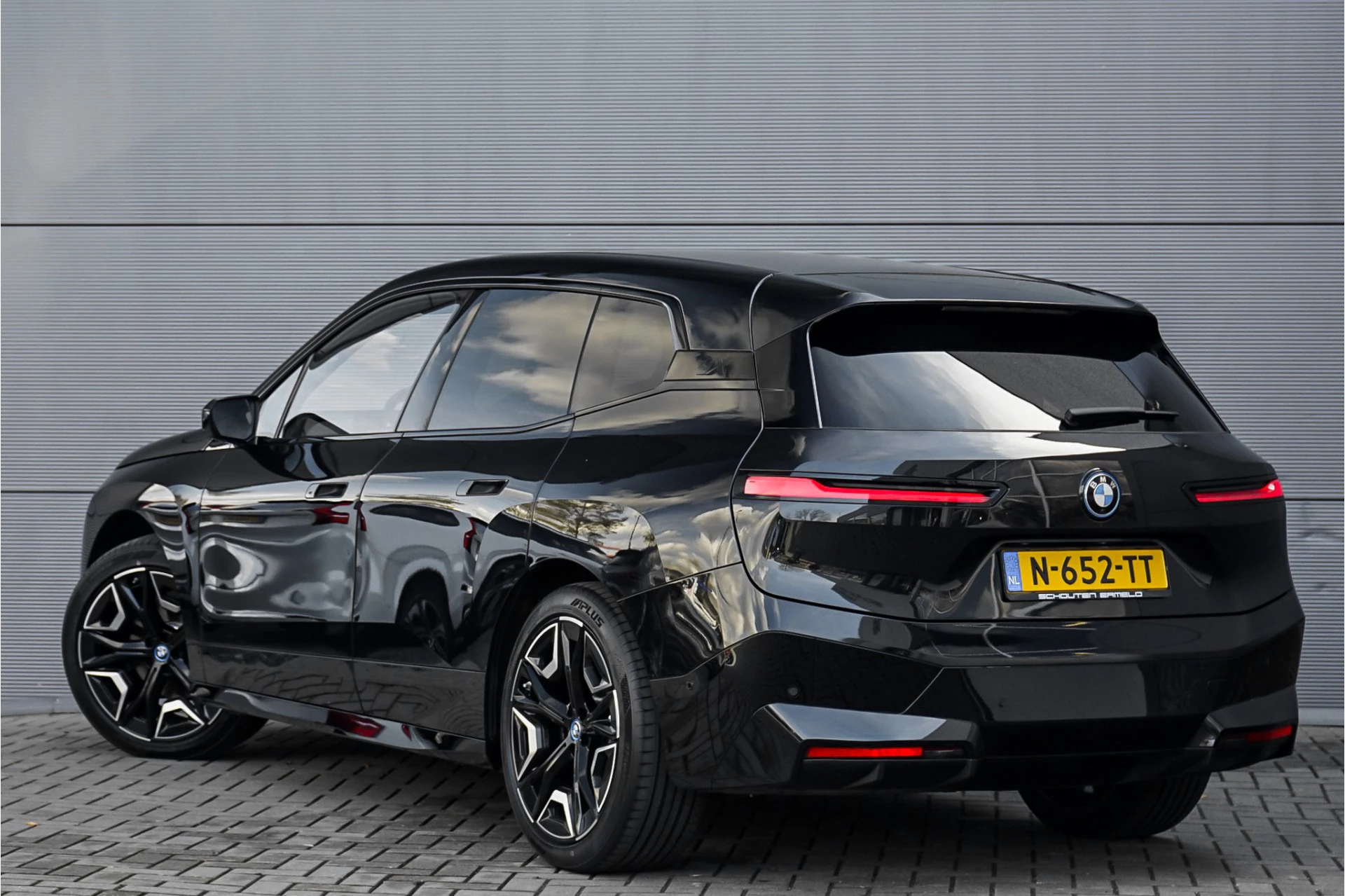 Hoofdafbeelding BMW iX