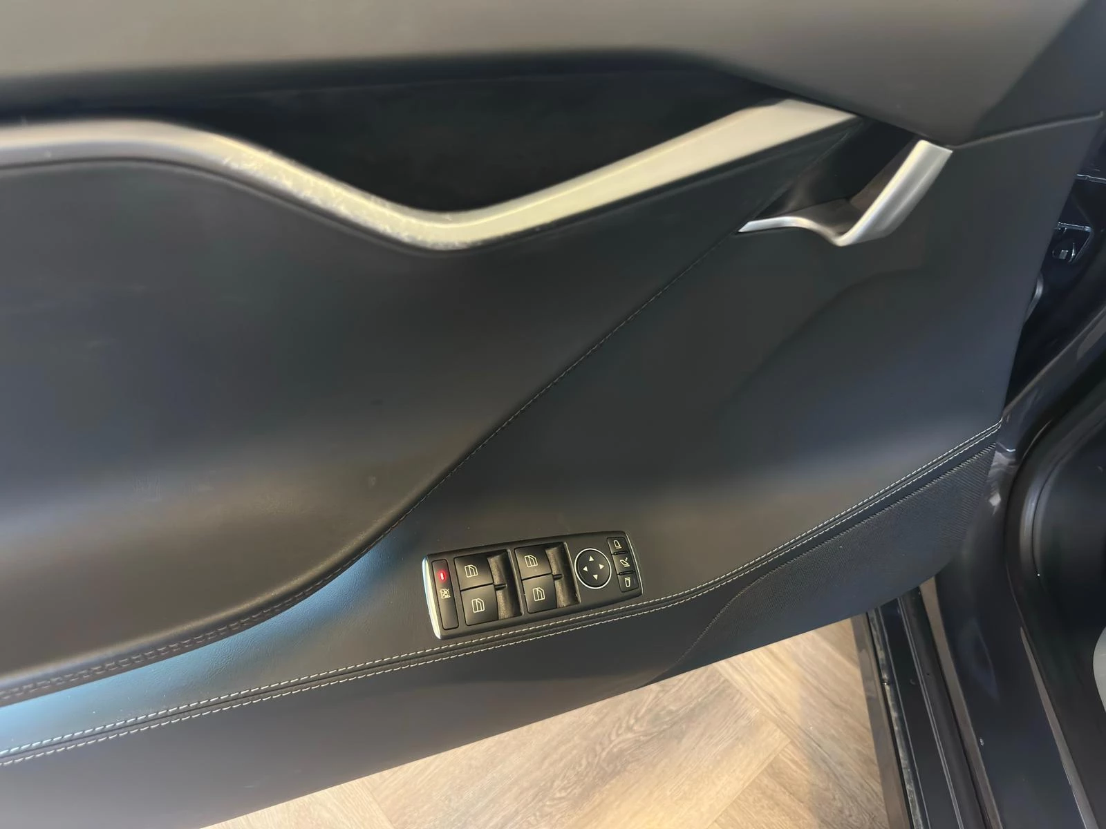 Hoofdafbeelding Tesla Model S