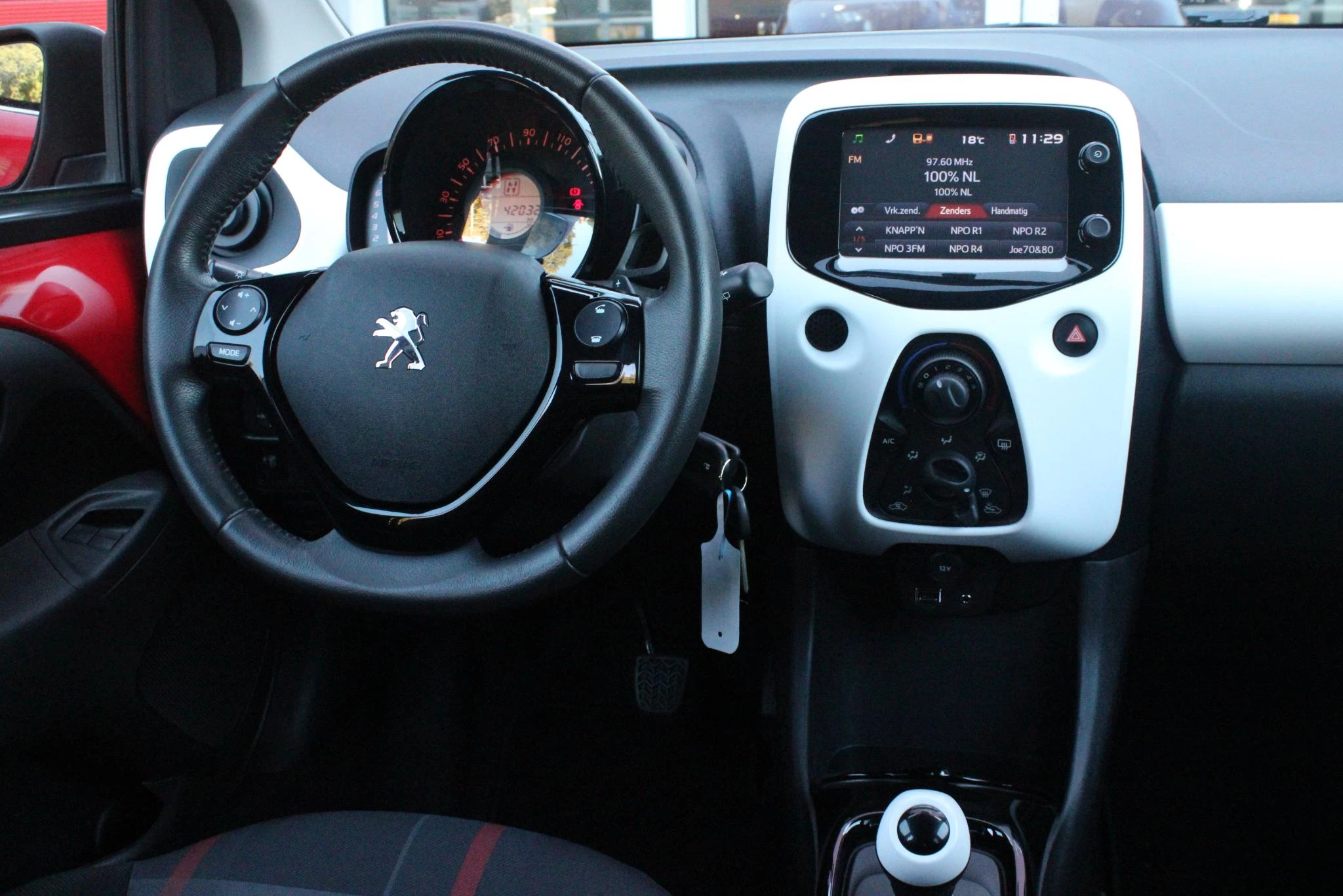 Hoofdafbeelding Peugeot 108