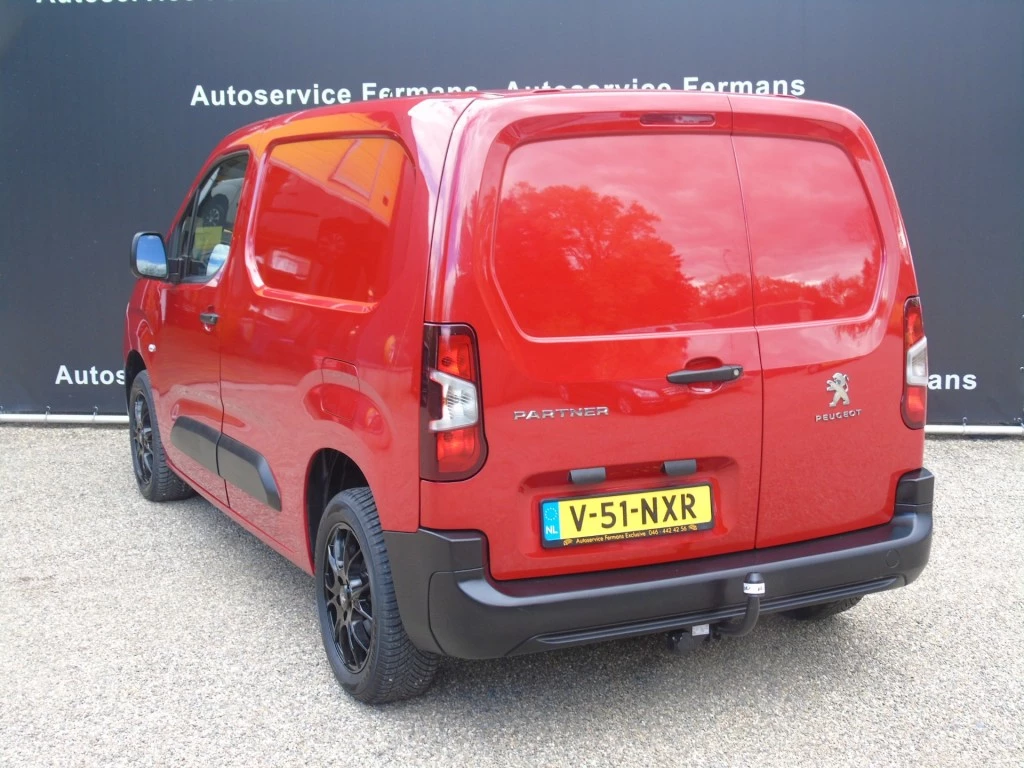 Hoofdafbeelding Peugeot Partner