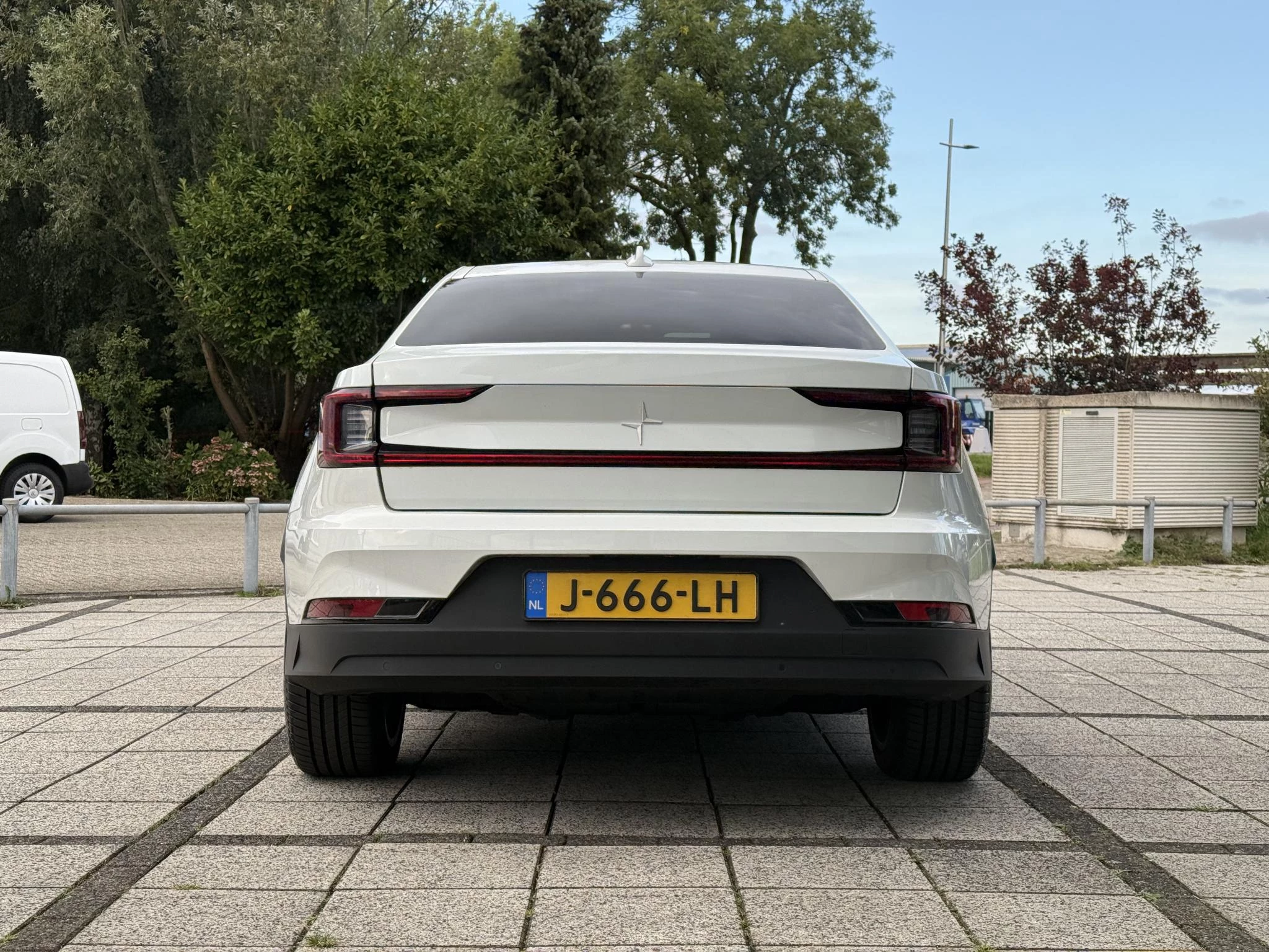 Hoofdafbeelding Polestar 2
