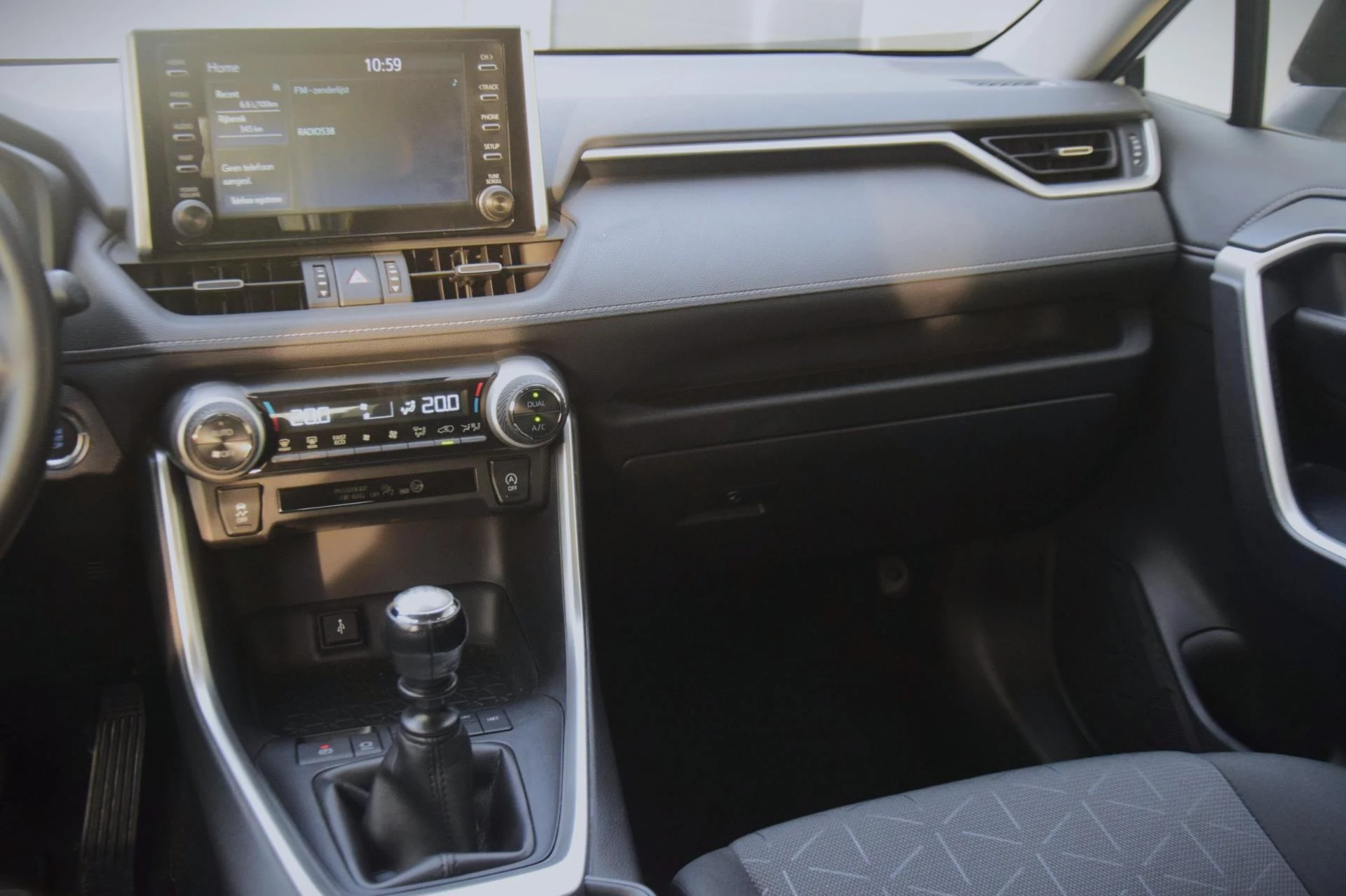 Hoofdafbeelding Toyota RAV4