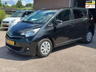 Hoofdafbeelding Toyota Verso-S Toyota Verso S 1.3 VVT-i Aspiration PANODAK, CAMERA, NAVI, BLEUTOOTH!!