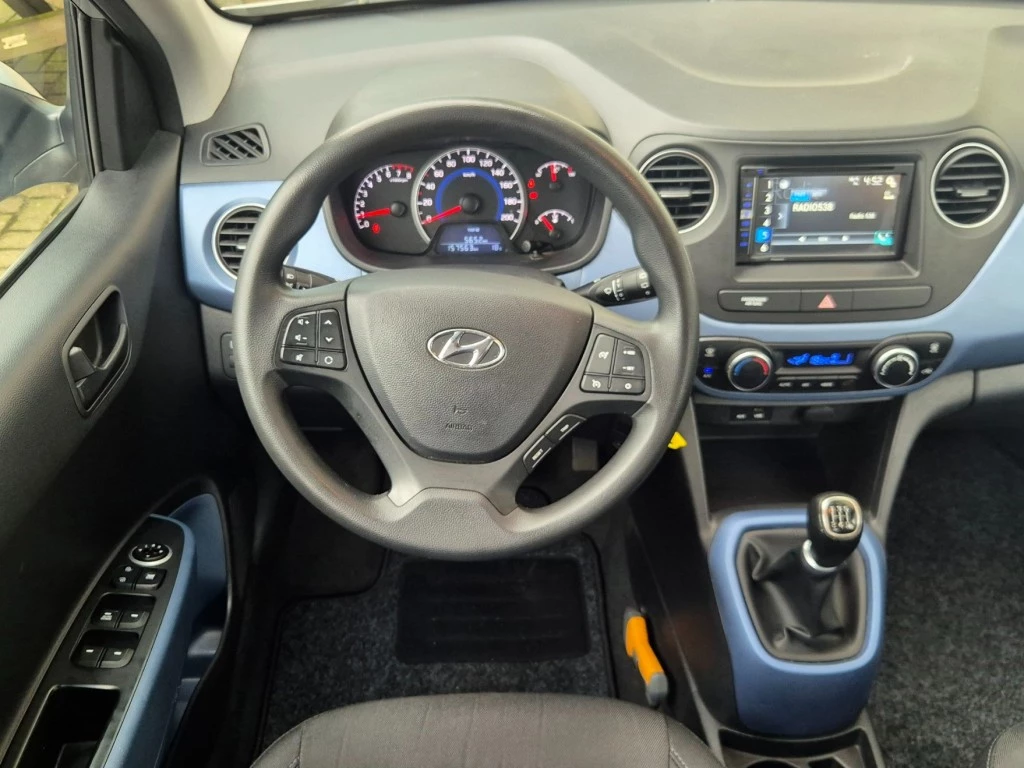 Hoofdafbeelding Hyundai i10