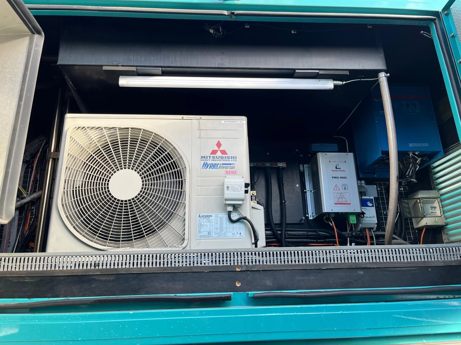 Hoofdafbeelding Nefra OPLZ 220D