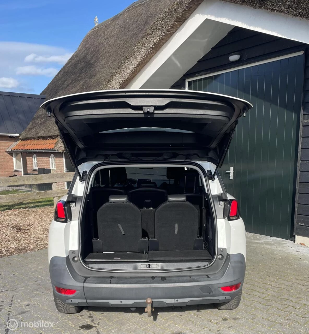 Hoofdafbeelding Peugeot 5008