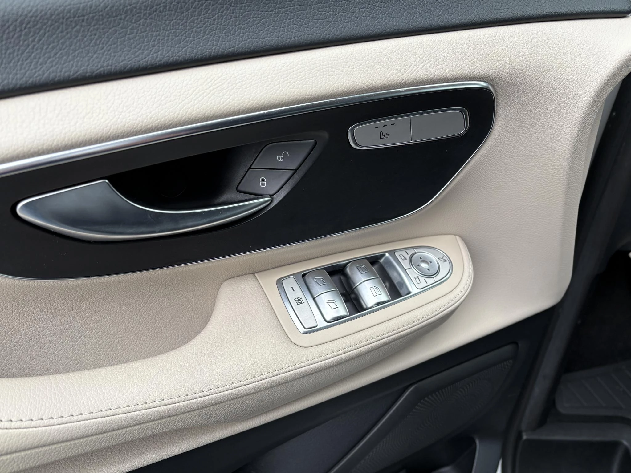 Hoofdafbeelding Mercedes-Benz Marco Polo