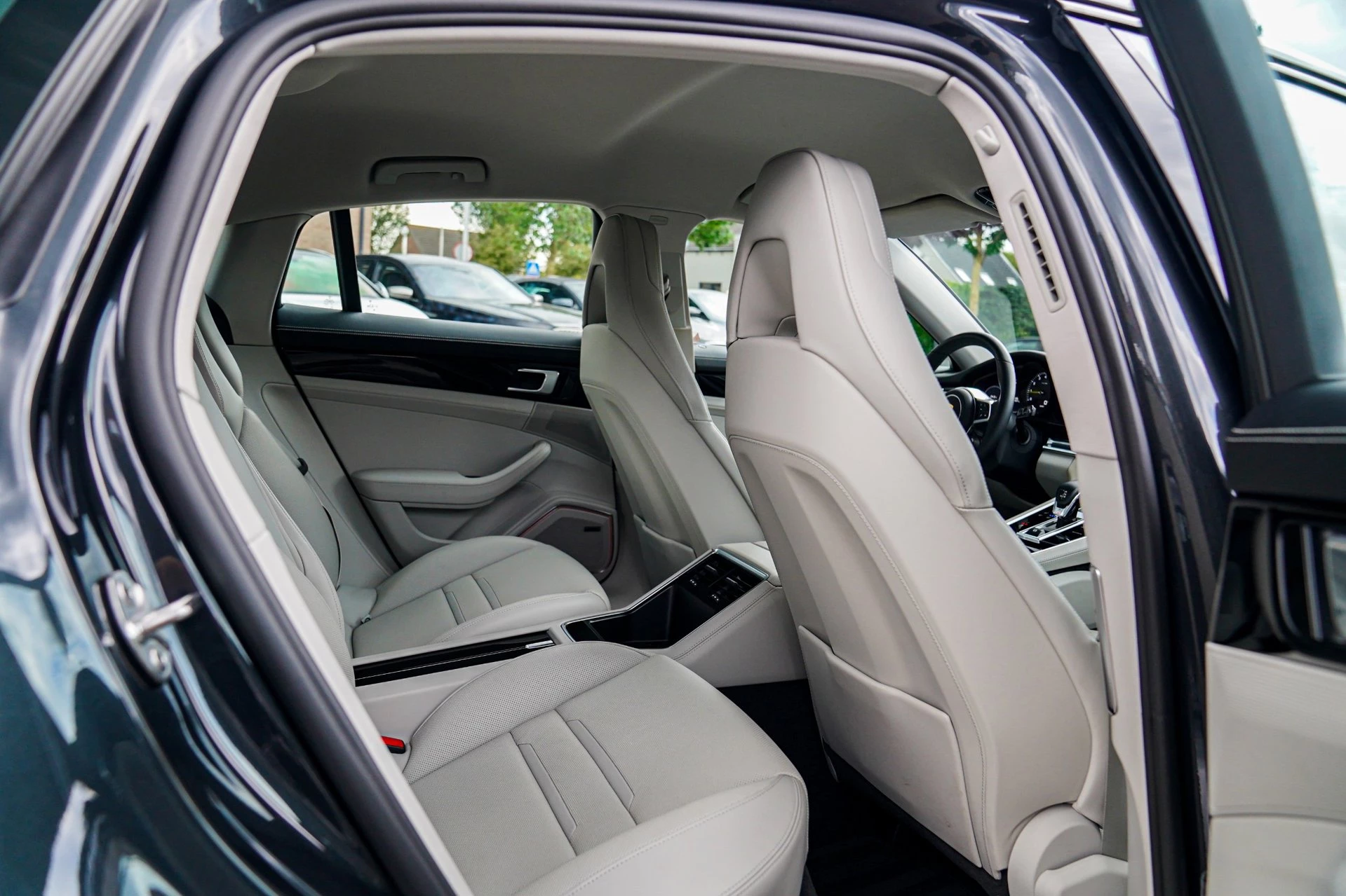 Hoofdafbeelding Porsche Panamera