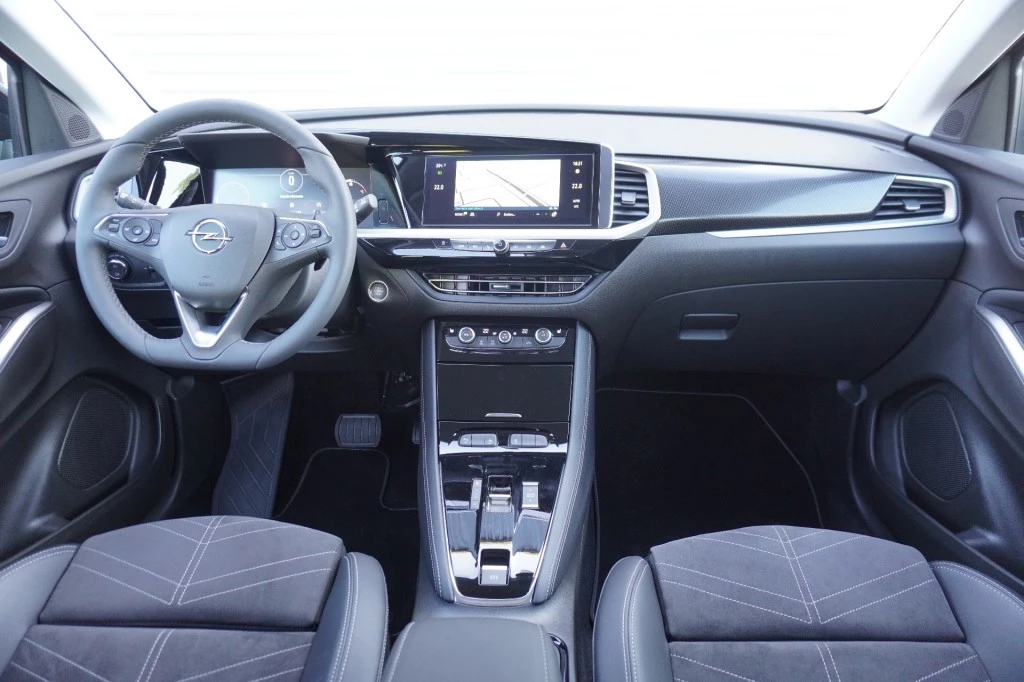 Hoofdafbeelding Opel Grandland