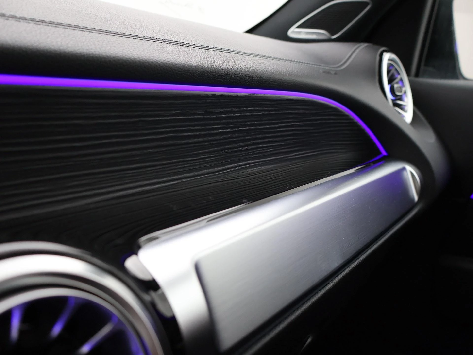 Hoofdafbeelding Mercedes-Benz EQB