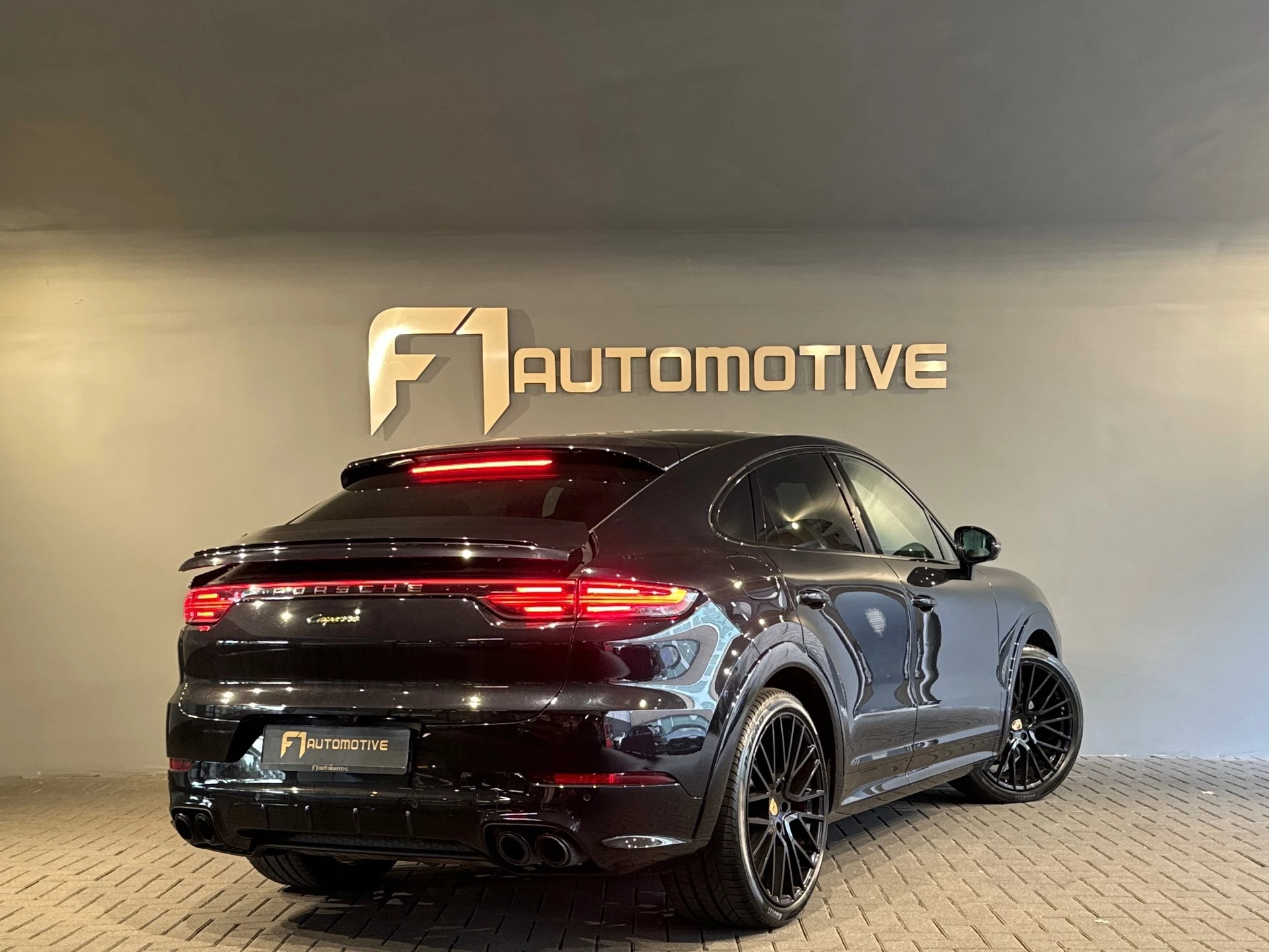 Hoofdafbeelding Porsche Cayenne