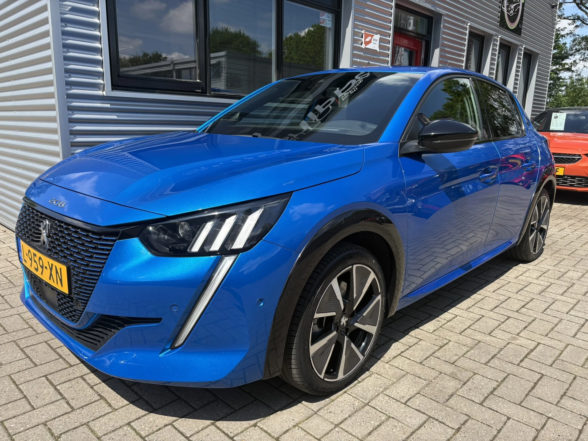 Hoofdafbeelding Peugeot e-208