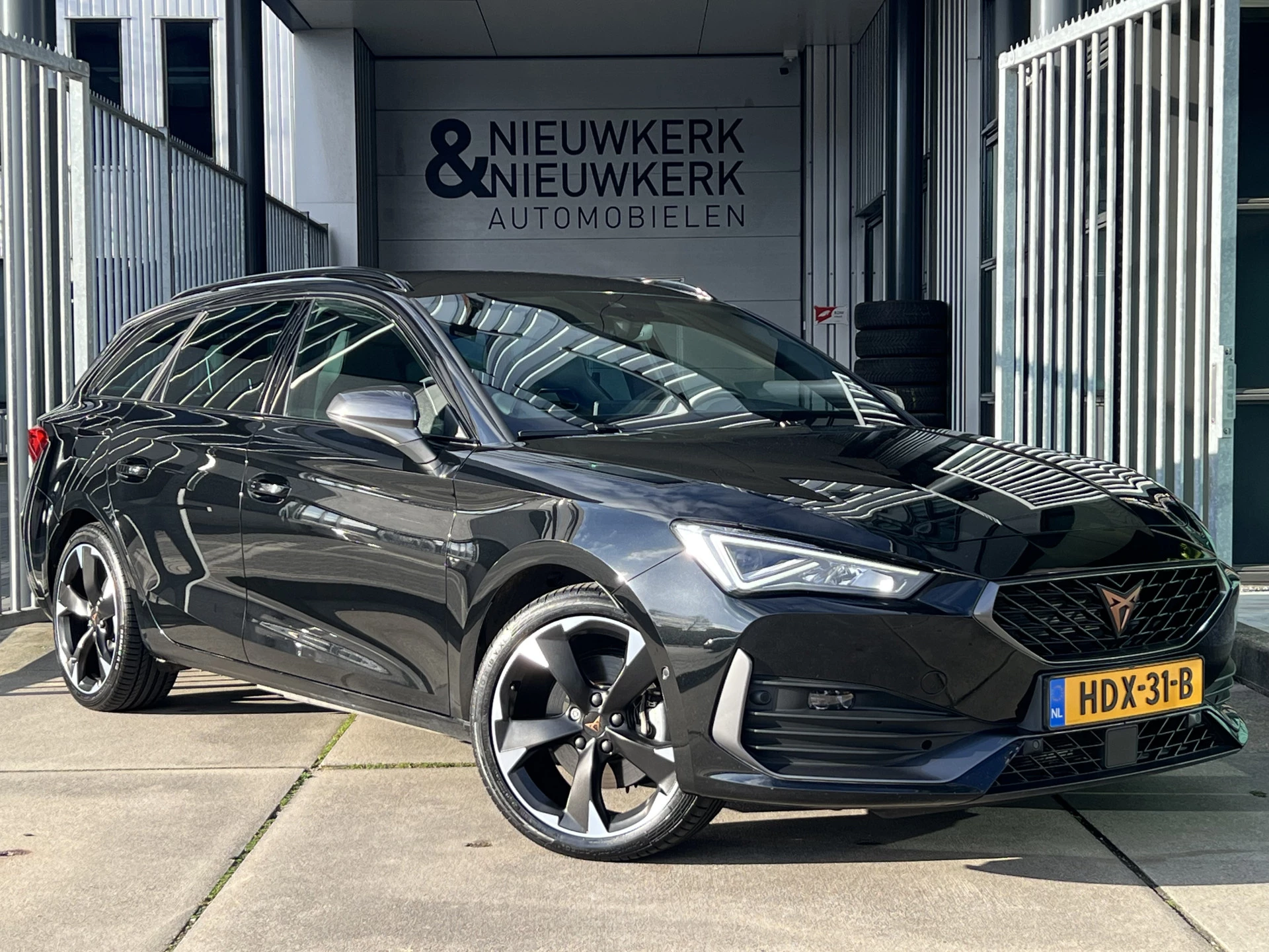 Hoofdafbeelding CUPRA Leon Sportstourer