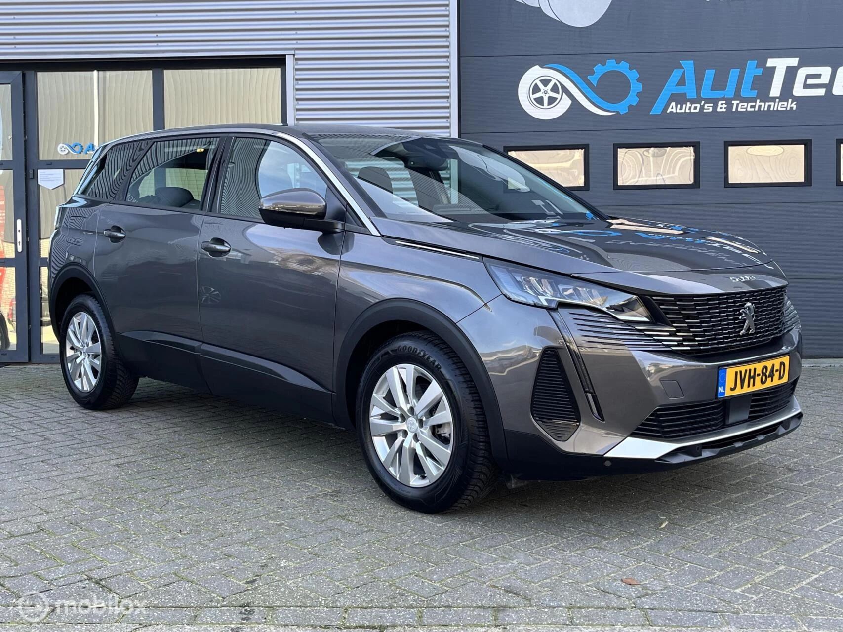 Hoofdafbeelding Peugeot 5008