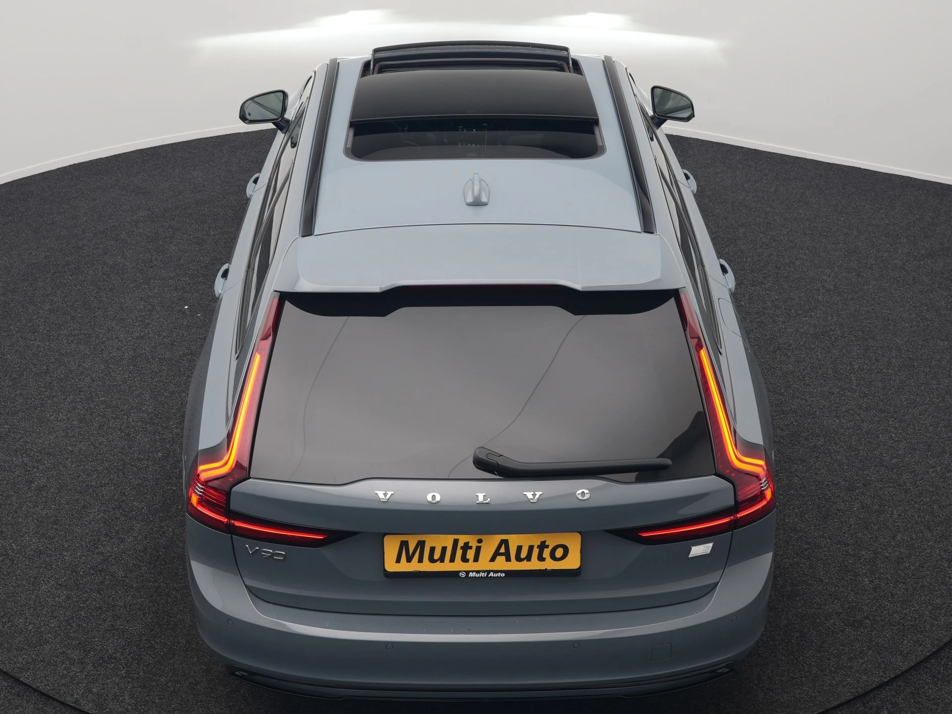 Hoofdafbeelding Volvo V90