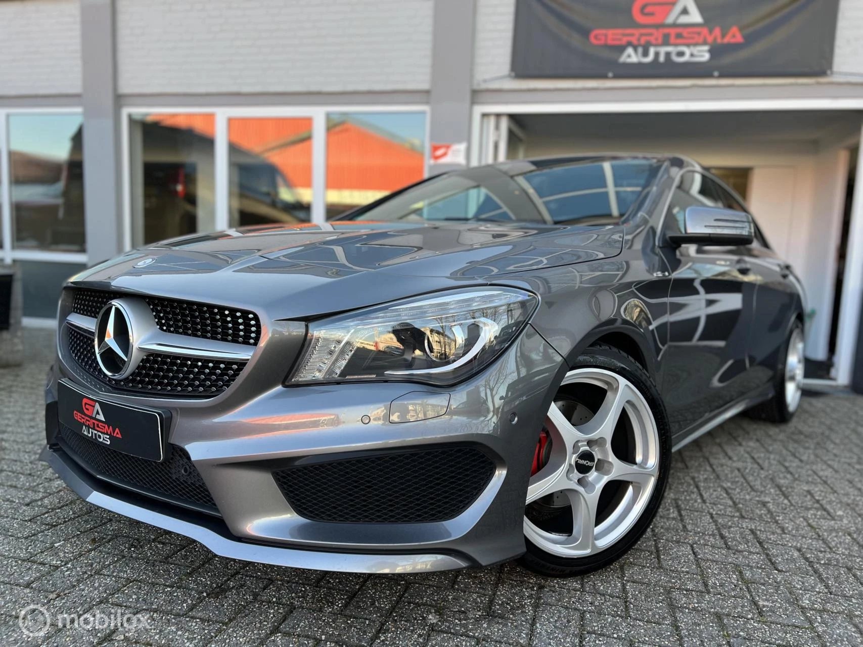 Hoofdafbeelding Mercedes-Benz CLA