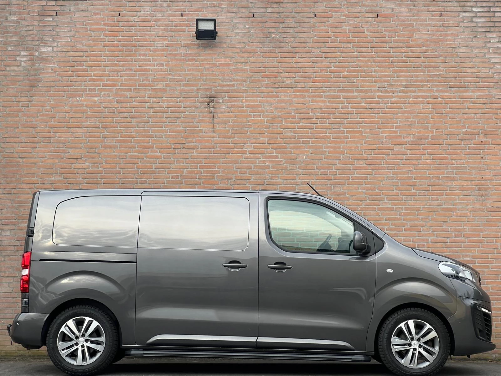 Hoofdafbeelding Peugeot Expert