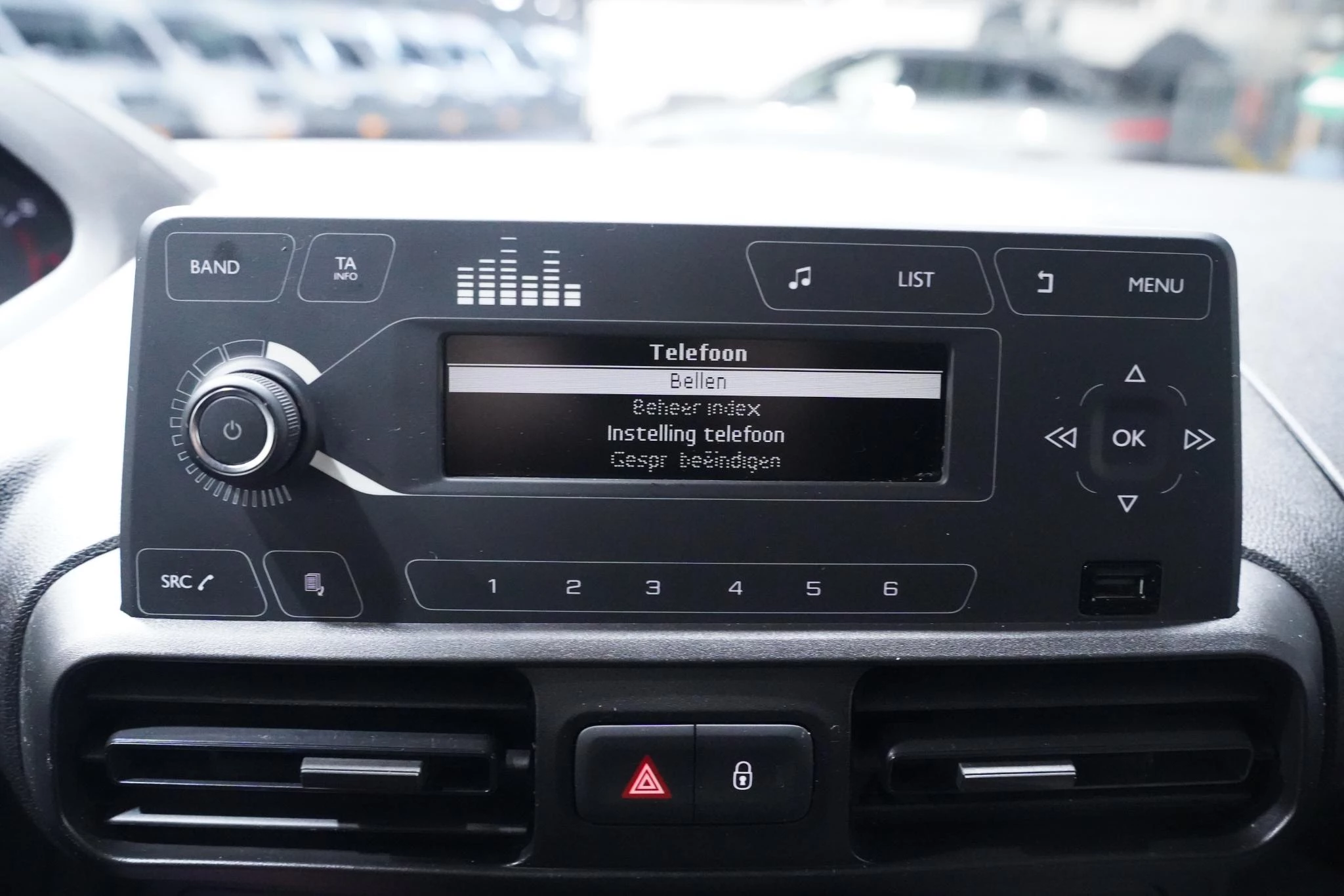 Hoofdafbeelding Peugeot Partner