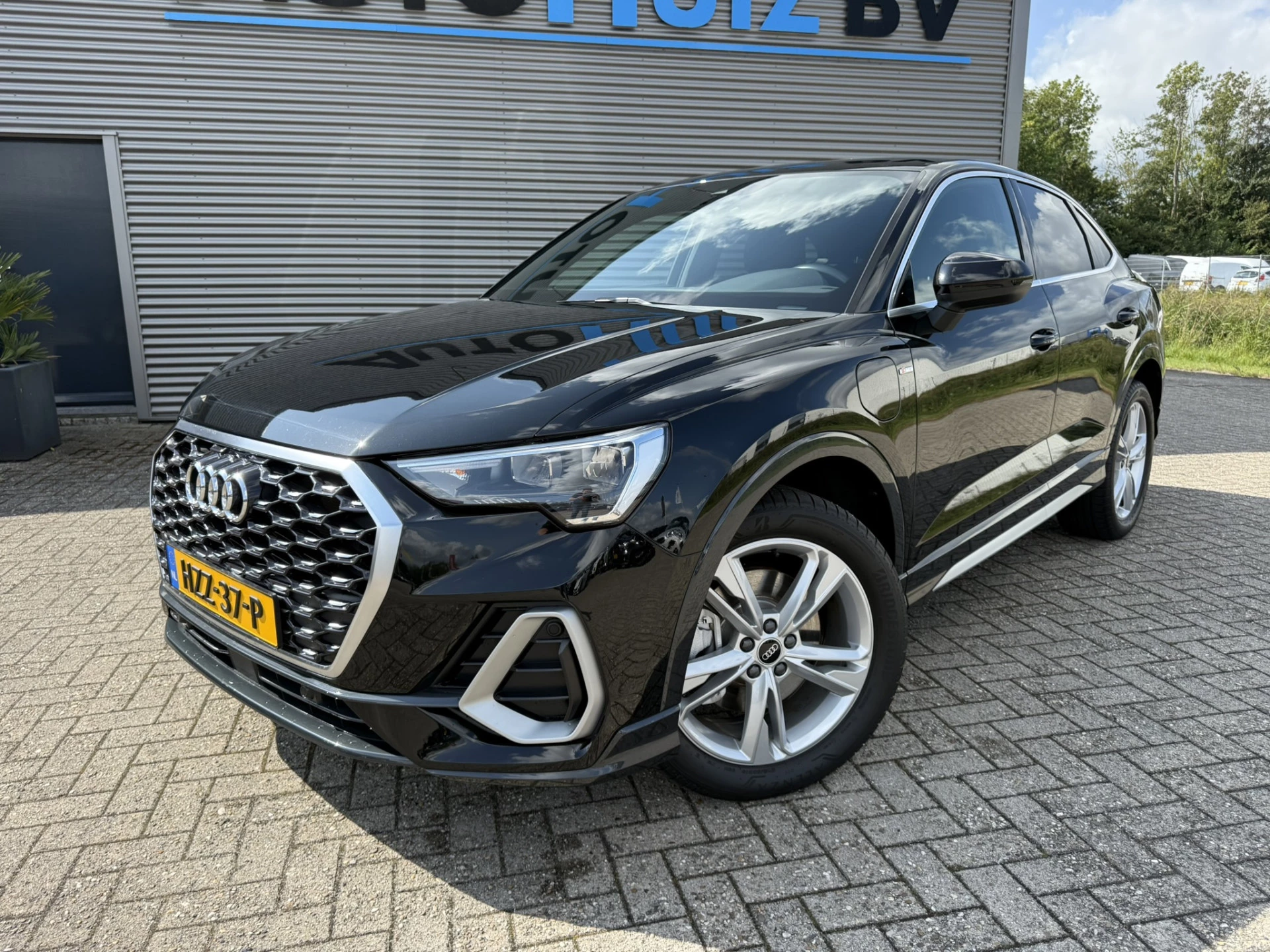 Hoofdafbeelding Audi Q3