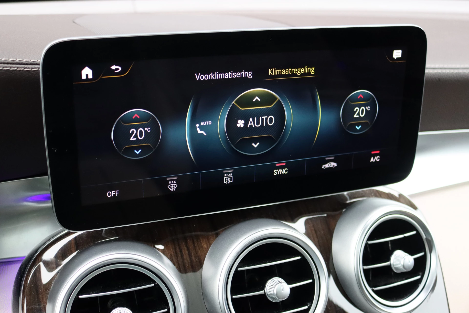 Hoofdafbeelding Mercedes-Benz GLC