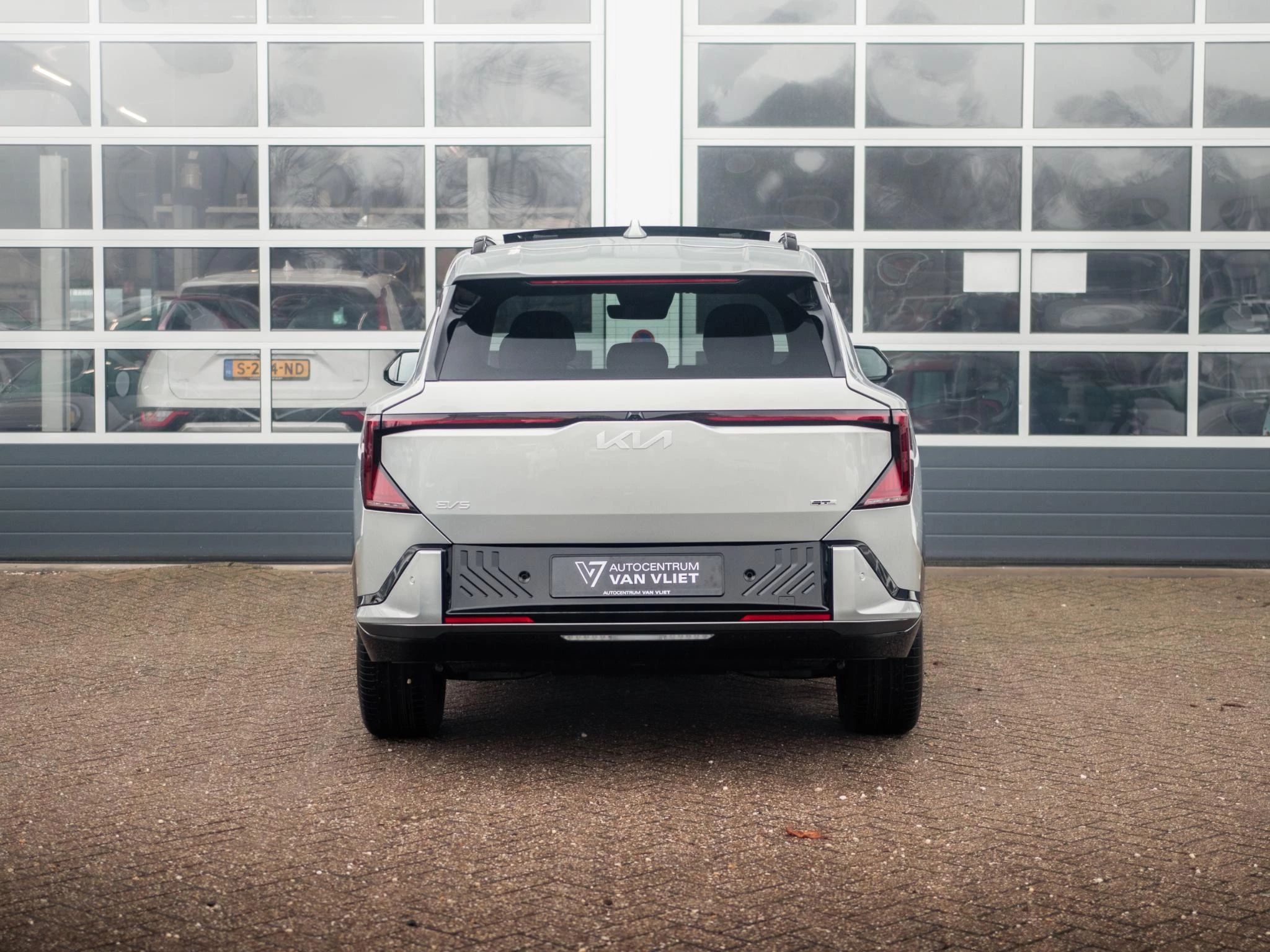 Hoofdafbeelding Kia EV5