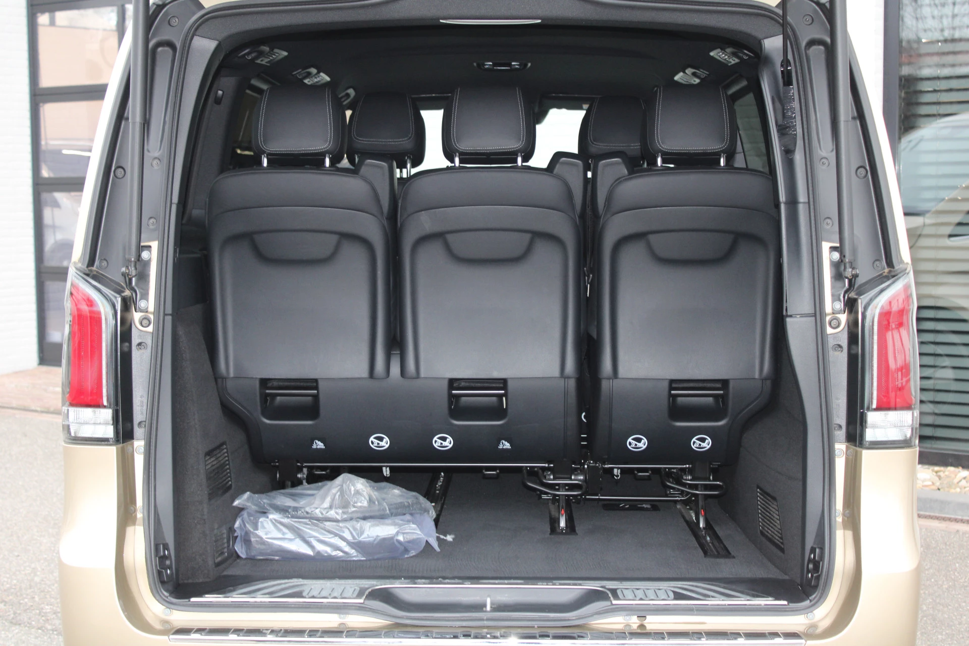 Hoofdafbeelding Mercedes-Benz EQV