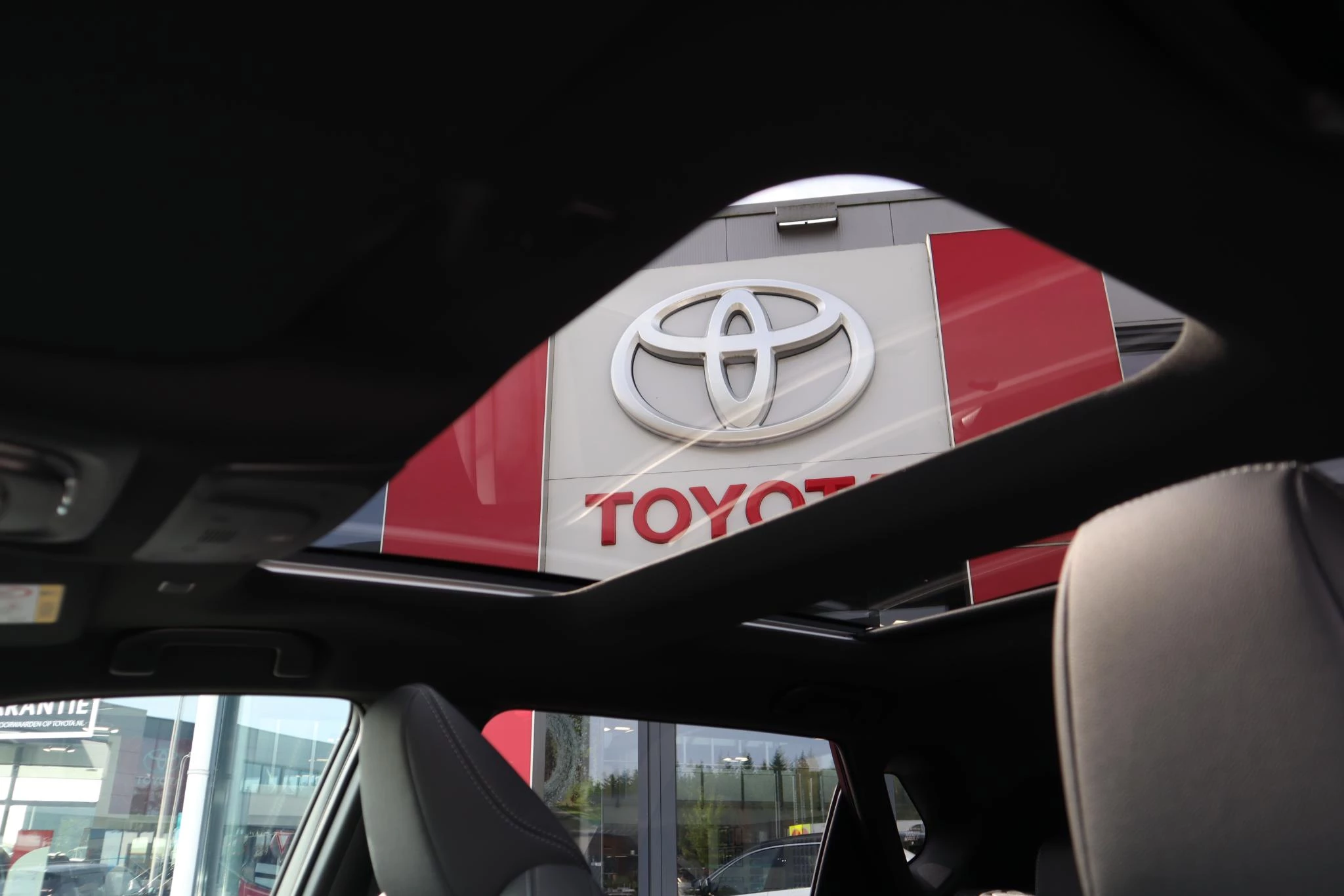 Hoofdafbeelding Toyota bZ4X