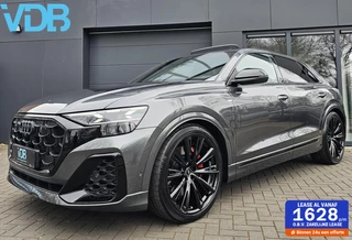 Hoofdafbeelding Audi Q8 Audi Q8 60 TFSI E Quattro S-Line COMPETITION NIEUWE AUTO!!