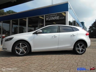 Hoofdafbeelding Volvo V40 Volvo V40 2.0 T2 Kinetic