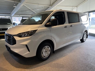 Hoofdafbeelding Ford Transit Custom Ford Transit Custom 340 2.0 TDCI L2H1 Trend DC / NIEUW / BPM vrij / 5 persoons / direct leverbaar ! / lease vanaf € 715