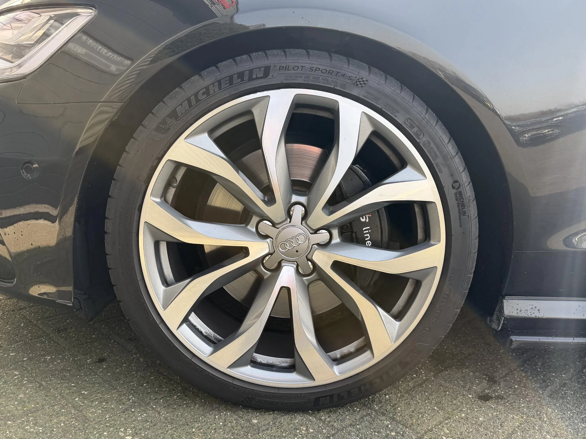 Hoofdafbeelding Audi A6