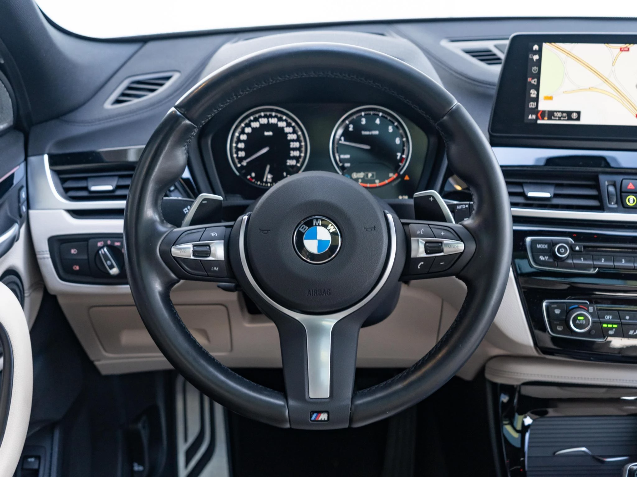 Hoofdafbeelding BMW X2