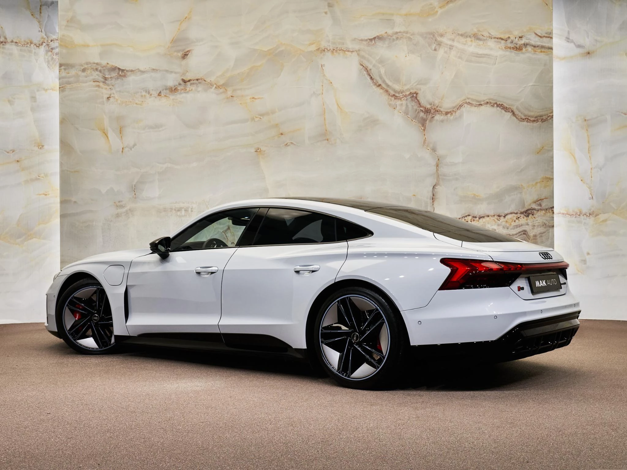 Hoofdafbeelding Audi e-tron GT