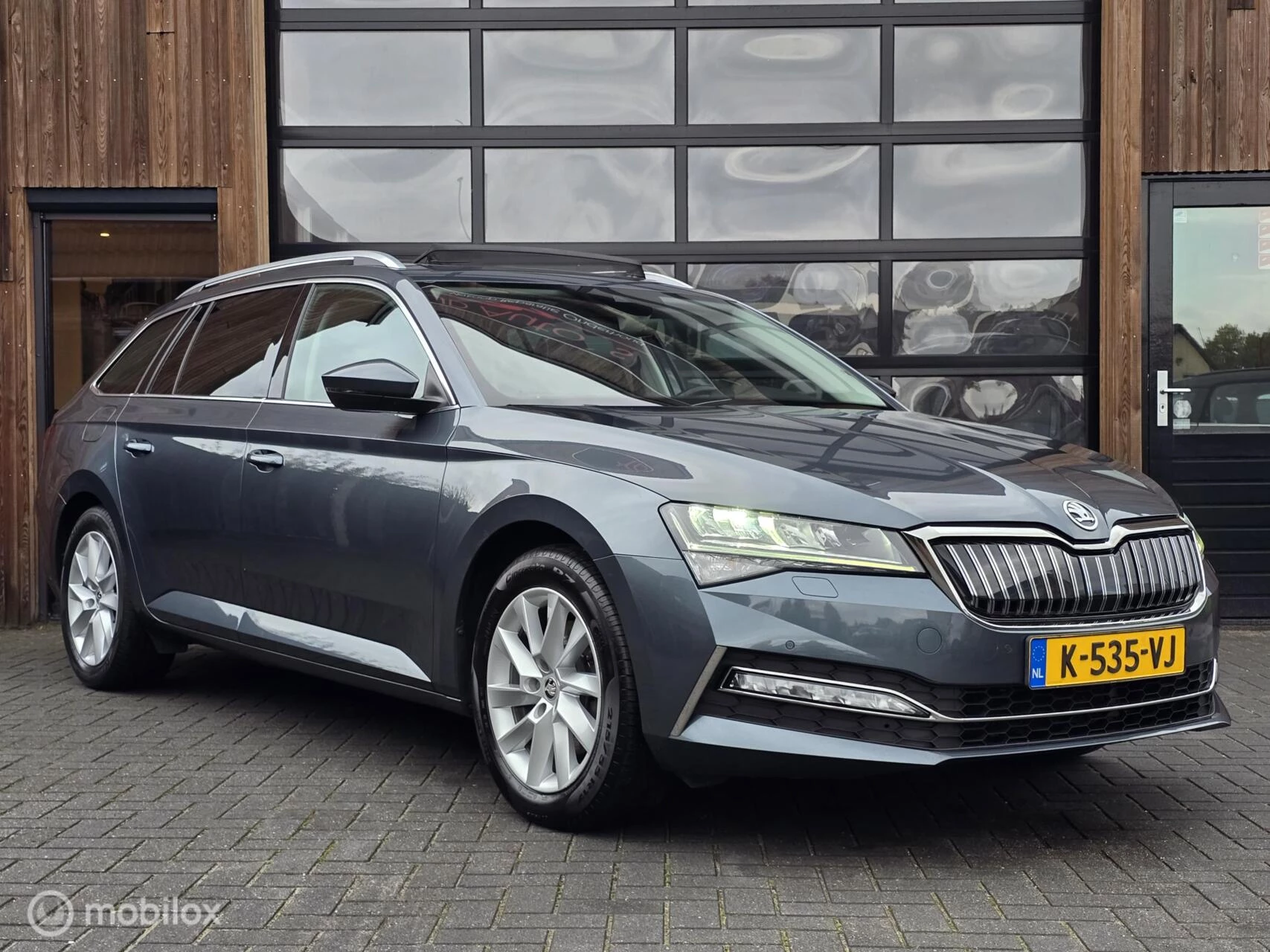 Hoofdafbeelding Škoda Superb