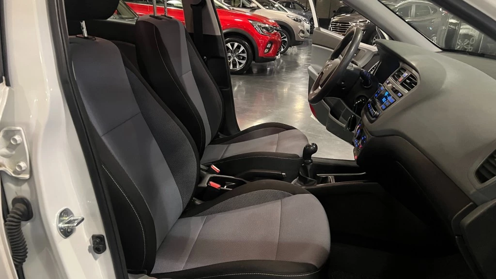 Hoofdafbeelding Hyundai i20