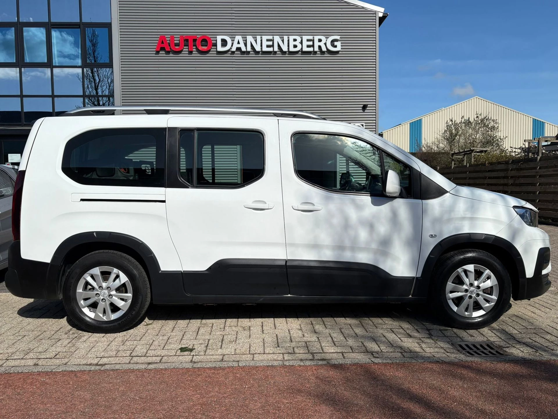 Hoofdafbeelding Peugeot Rifter