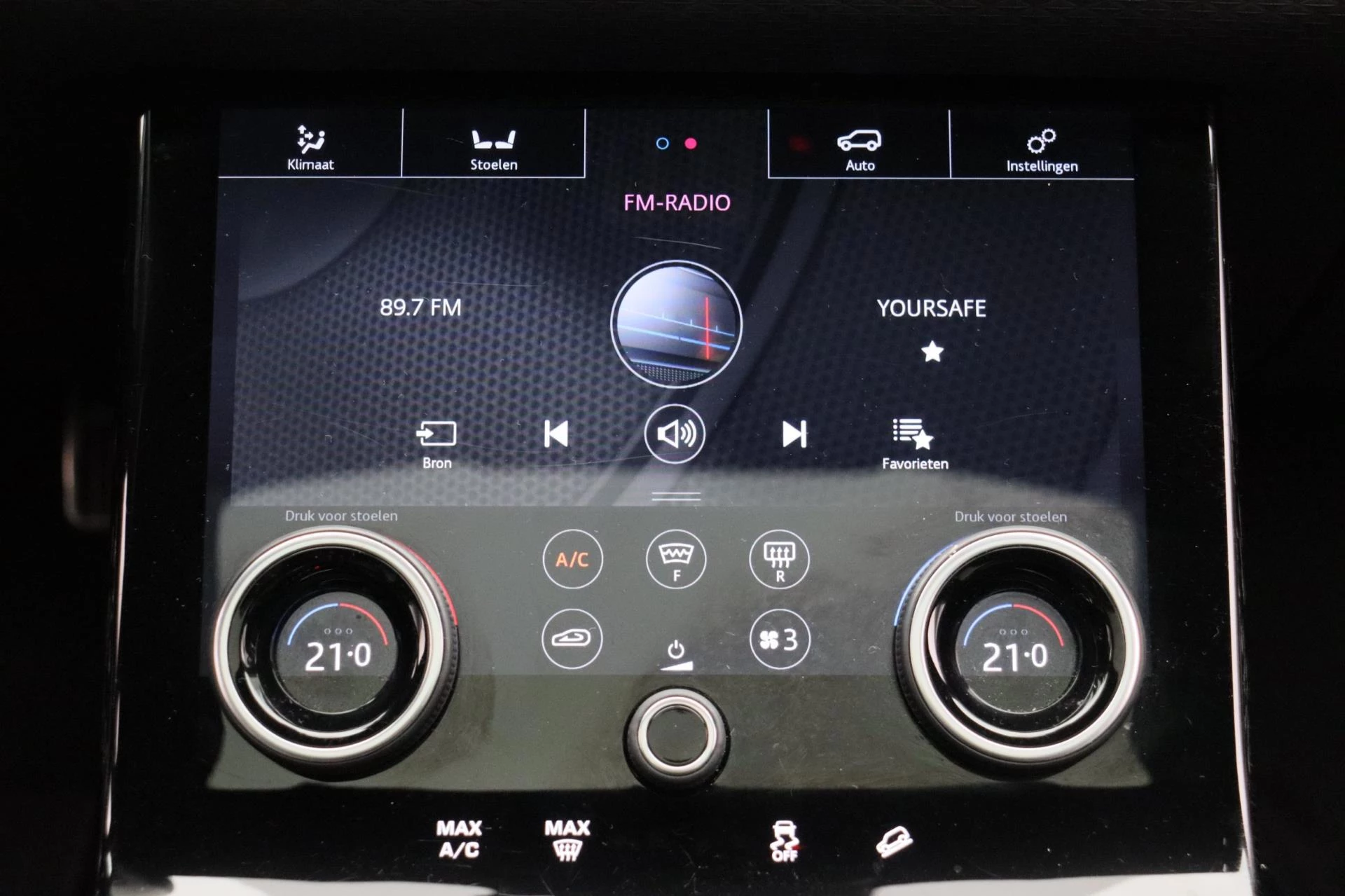 Hoofdafbeelding Land Rover Range Rover Velar
