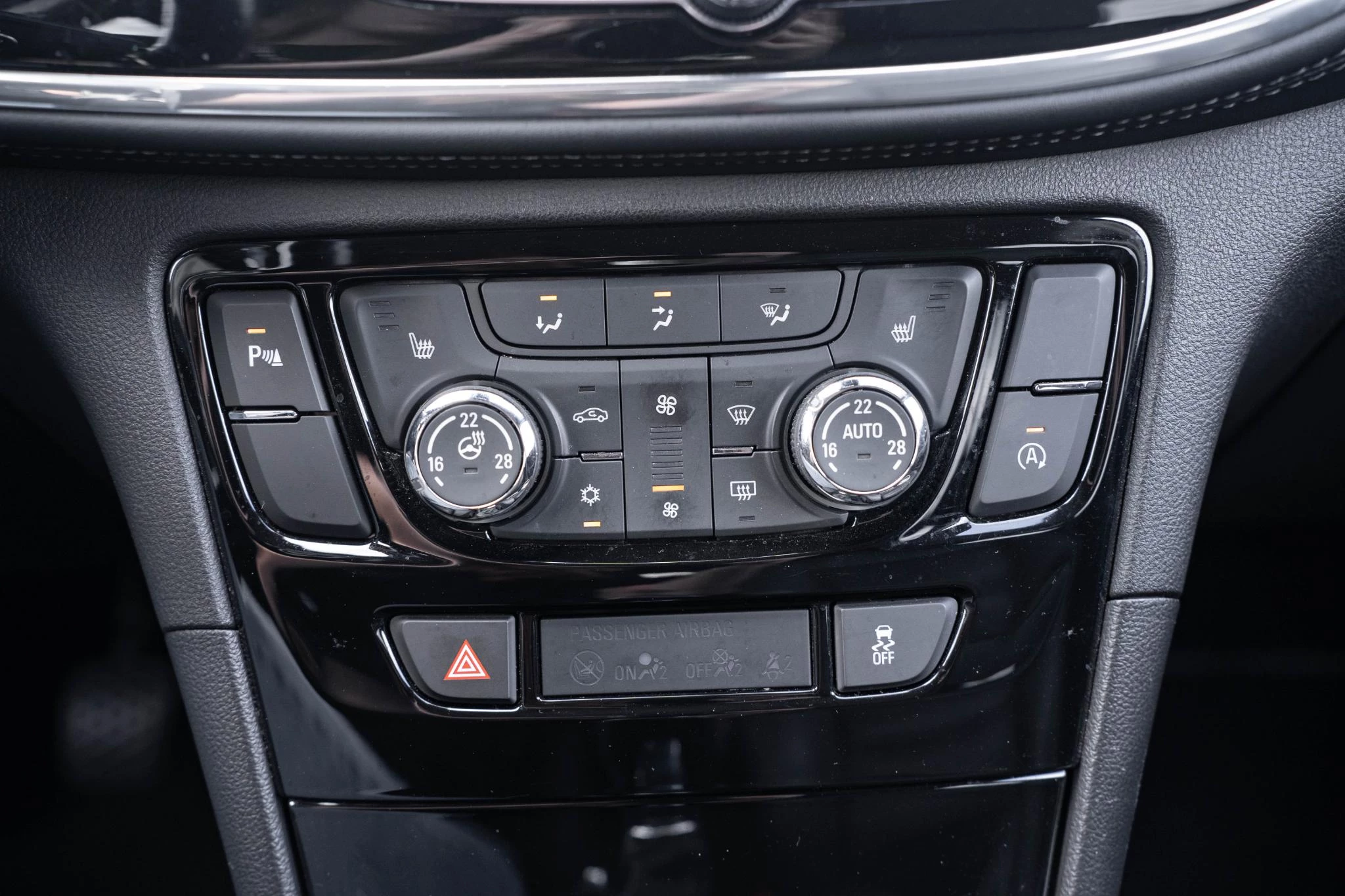 Hoofdafbeelding Opel Mokka X