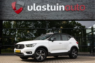 Volvo XC40 2.0 T4 AWD Inscription , Panoramadak, Trekhaak, Harman/Kardon,