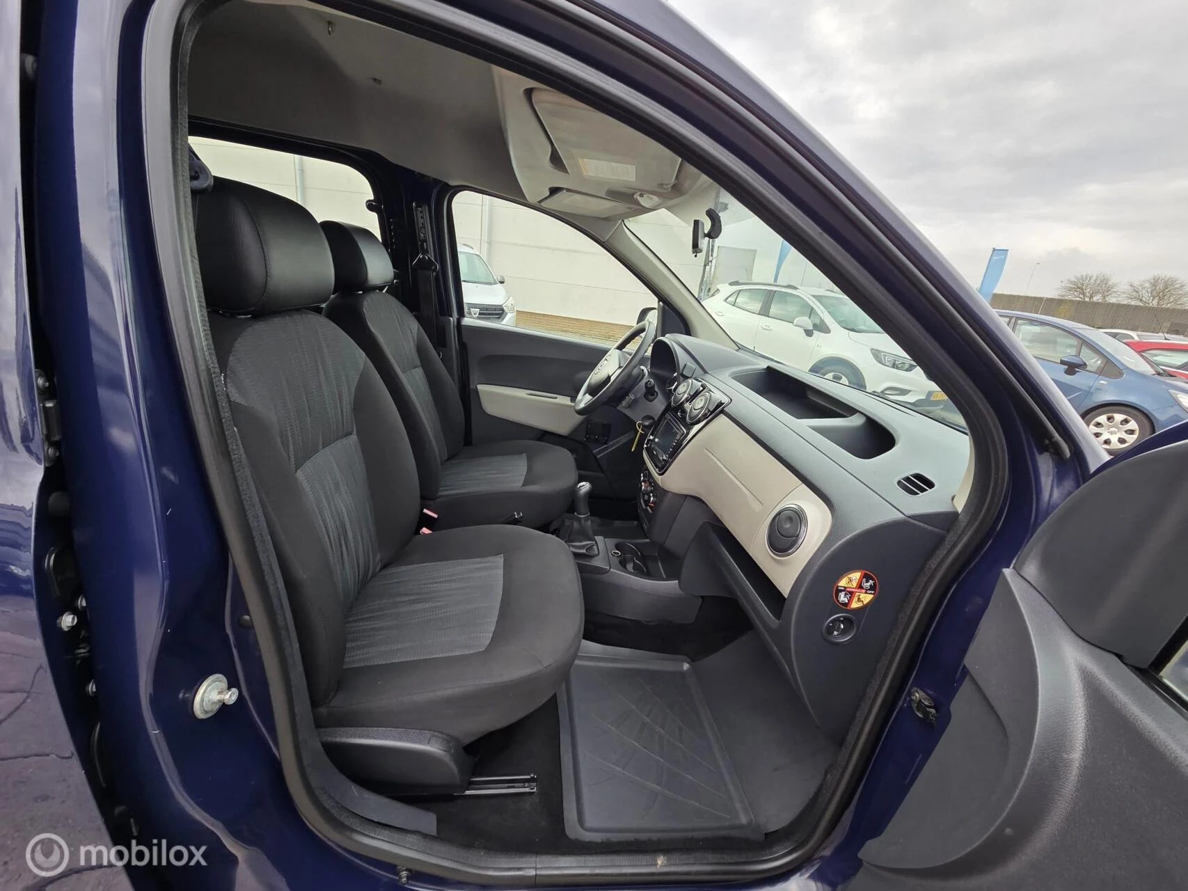 Hoofdafbeelding Dacia Dokker