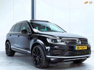 Volkswagen Touareg 3.0 TDI R-line Pano|22 INCH|Luchtvering|Trekhaak