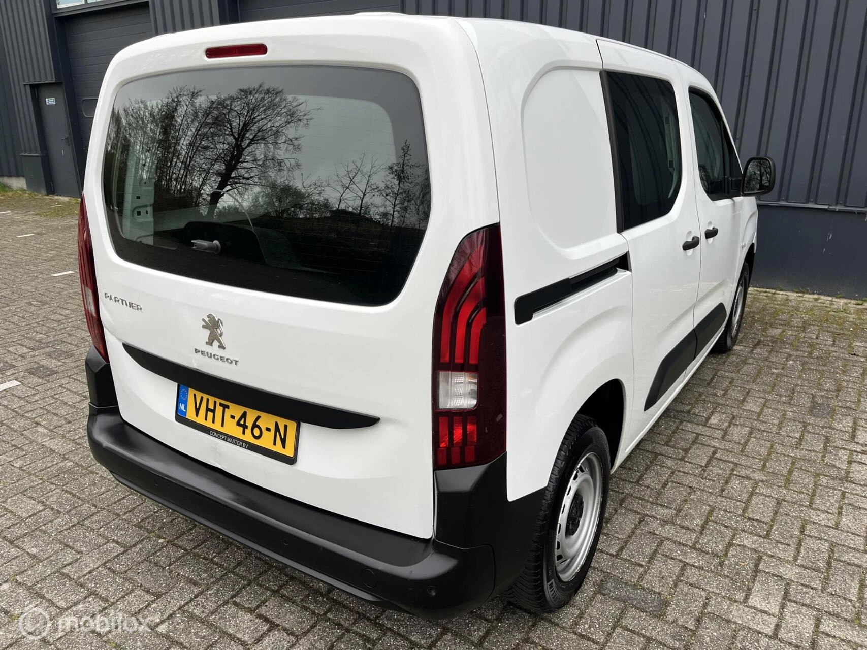 Hoofdafbeelding Peugeot Partner