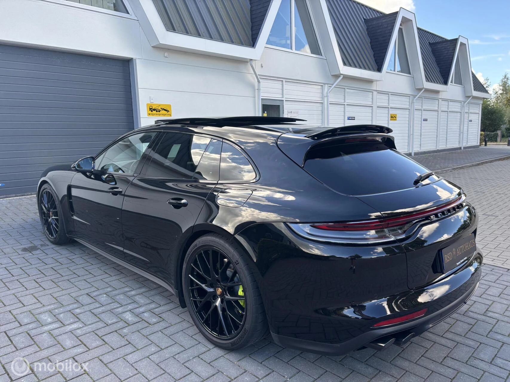 Hoofdafbeelding Porsche Panamera