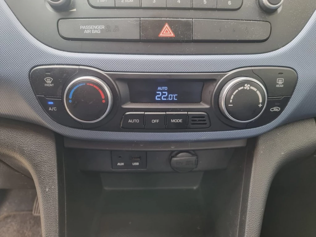 Hoofdafbeelding Hyundai i10