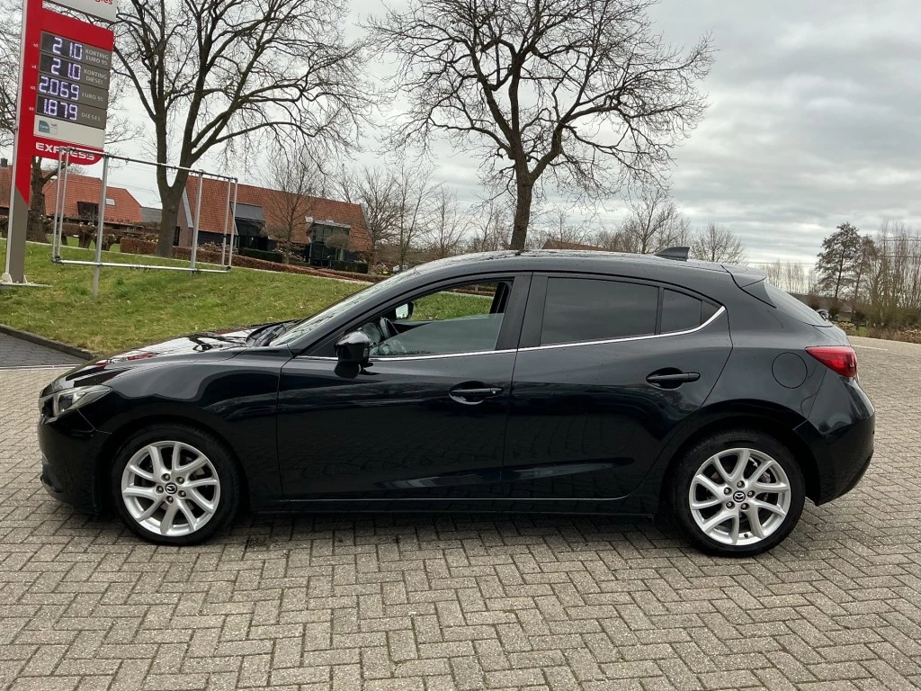 Hoofdafbeelding Mazda 3