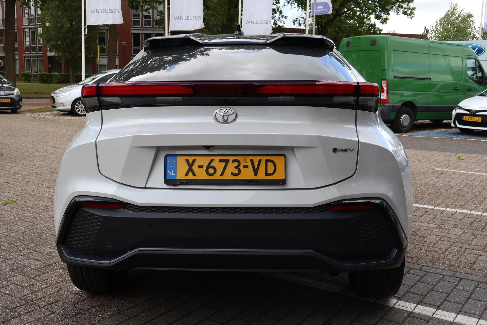 Hoofdafbeelding Toyota C-HR