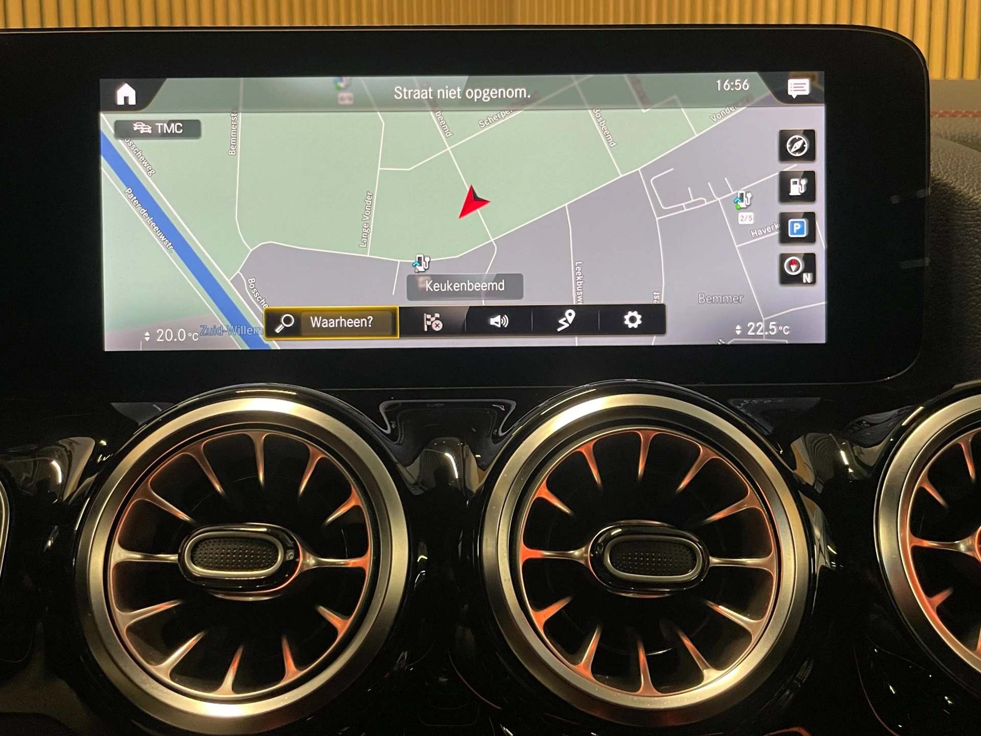 Hoofdafbeelding Mercedes-Benz EQA