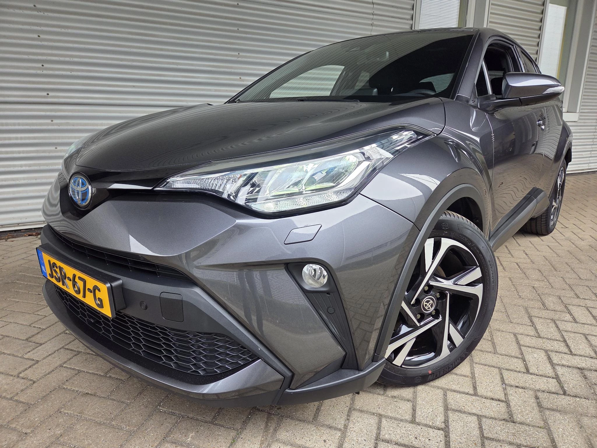 Hoofdafbeelding Toyota C-HR