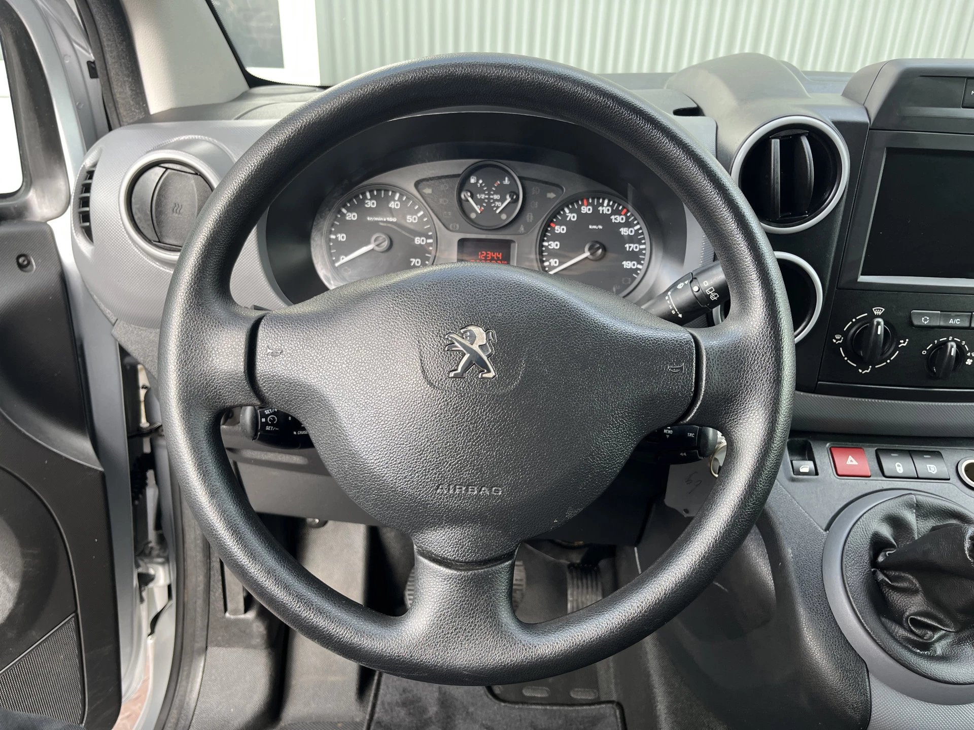 Hoofdafbeelding Peugeot Partner